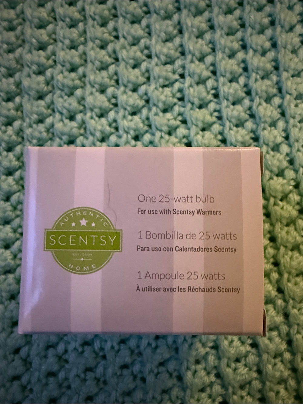 Scentsy Pink Striped 25-Watt Replacement Bulb Box